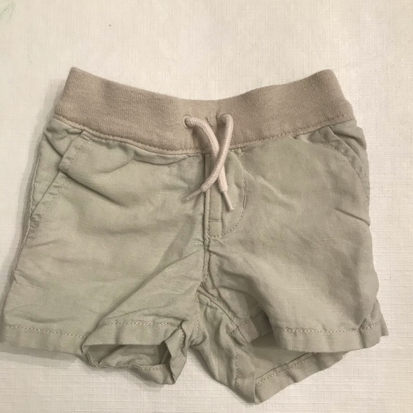Infant GAP linen shorts - Picture 4 of 5